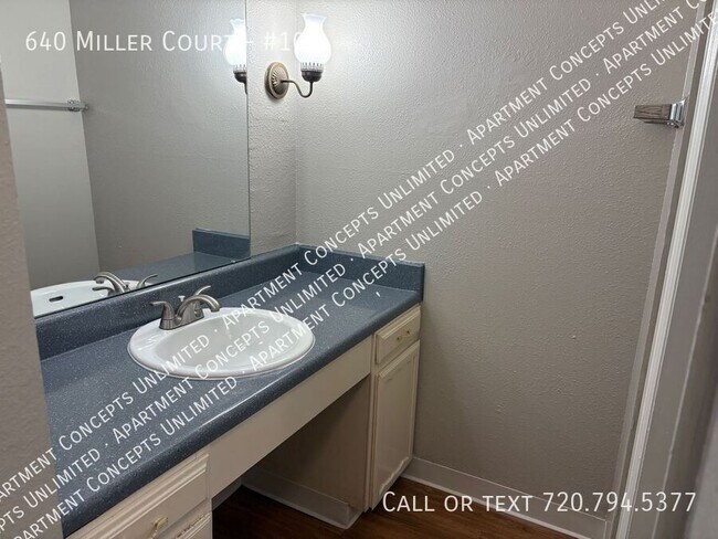 Building Photo - 640 Miller Ct