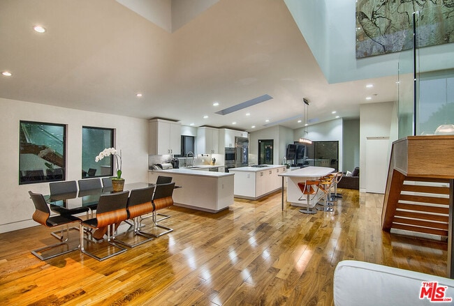 Building Photo - 11367 Elderwood St