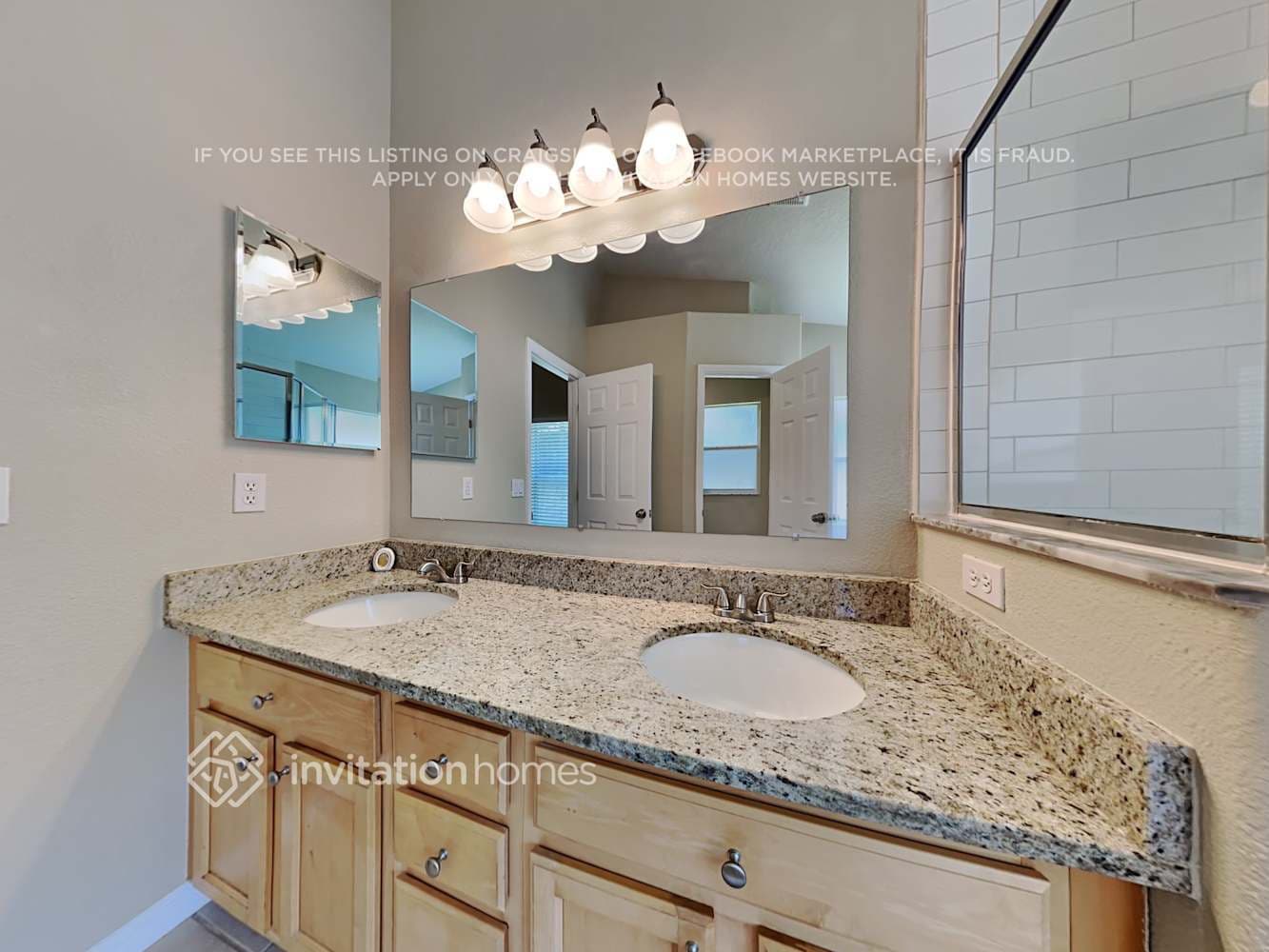 Building Photo - 3155 Lindera Dr