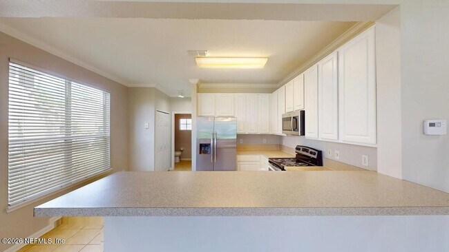 Building Photo - 7990 Baymeadows Rd E