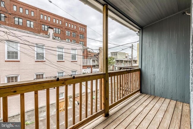 Building Photo - 3611 Hudson St