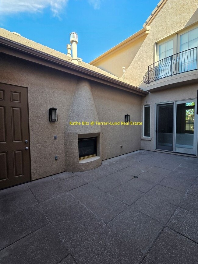 Building Photo - 5005 Landy Bank Ct
