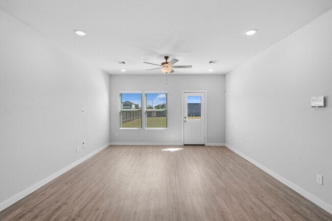 Building Photo - 5622 Fresh View Ct