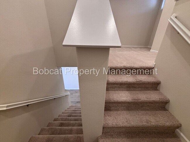 Building Photo - 852 Furlong Dr