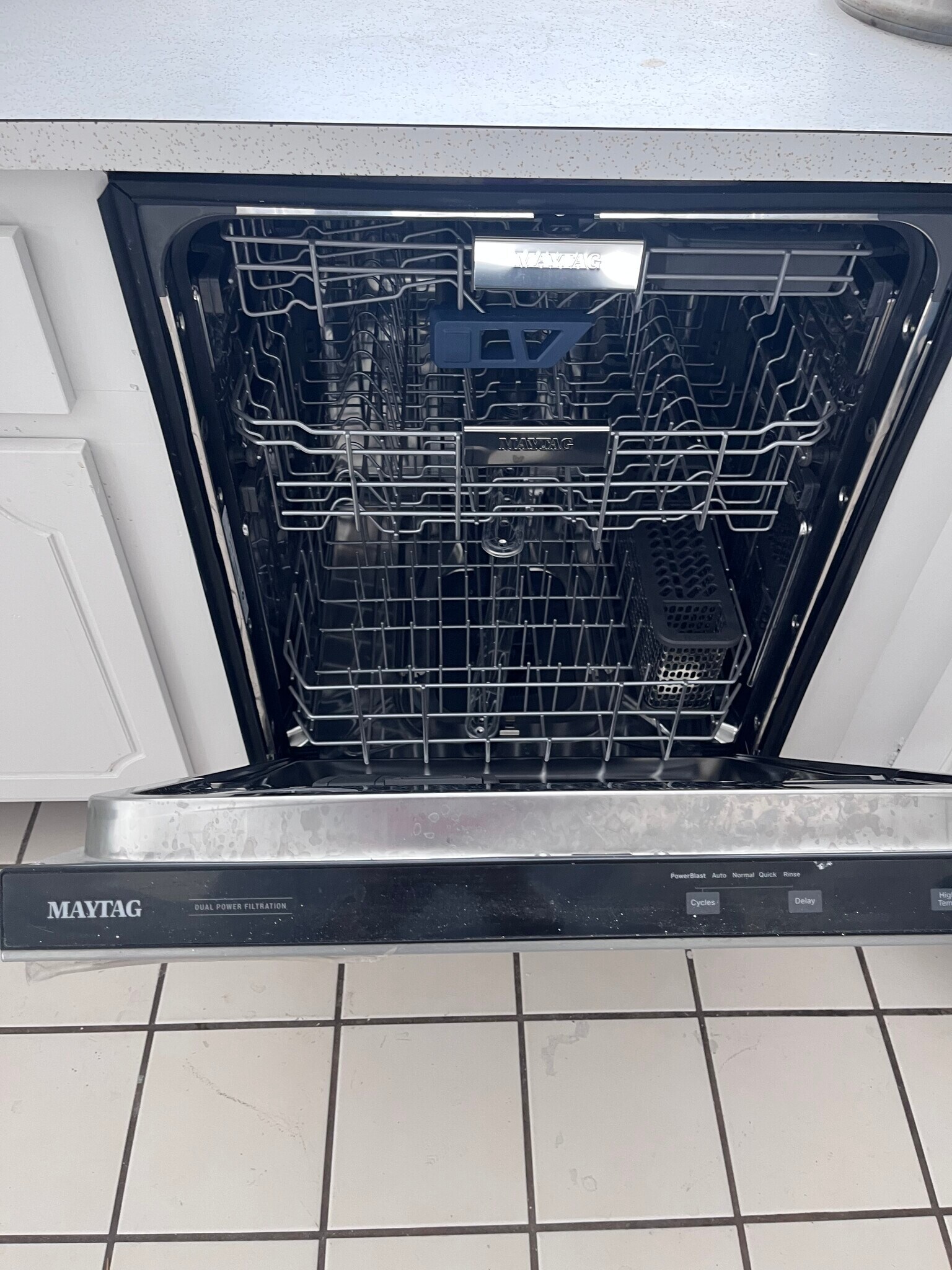 Building Photo - 213 Buttonwood Cir