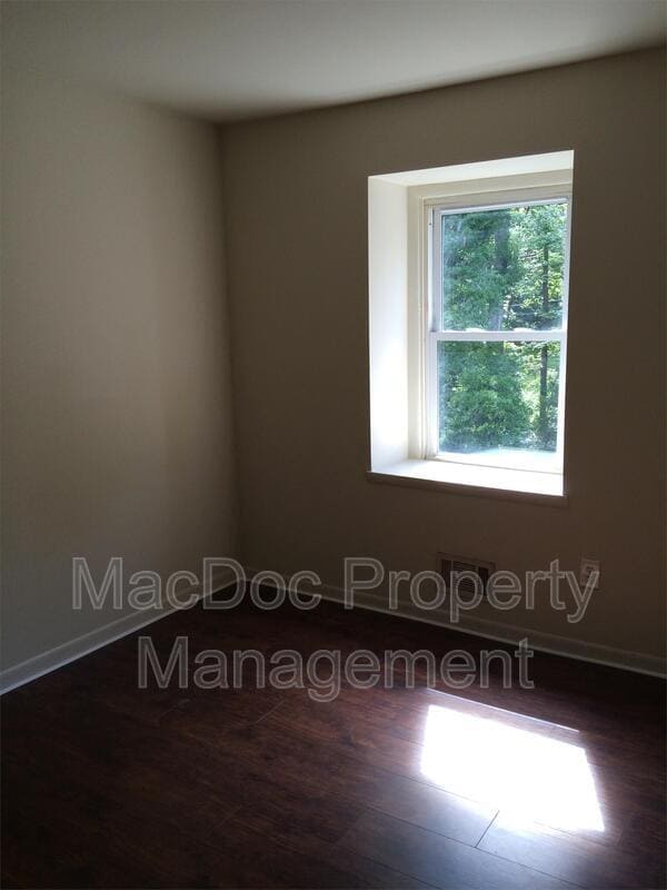 Building Photo - 1101 Forbes St