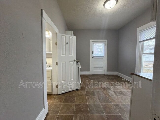 Building Photo - 2500 P St