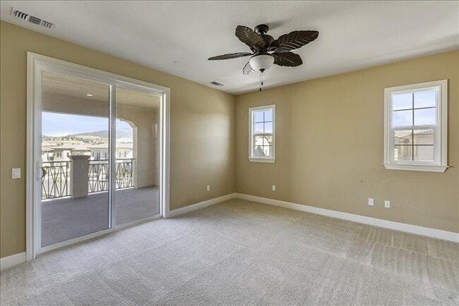 Building Photo - 4489 Snowberry Ct