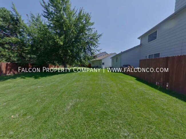 Building Photo - 1217 Firefly Cir