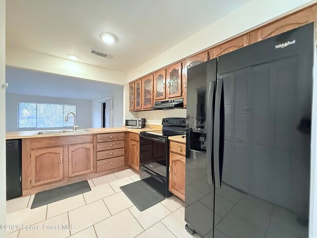 Building Photo - 255 S Tropical Trail