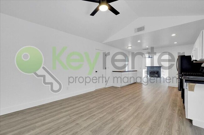 Building Photo - 5631 Mt Everest Ct