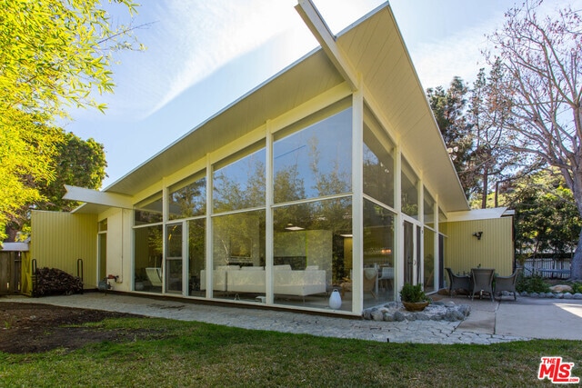 Building Photo - 7561 Lolina Ln