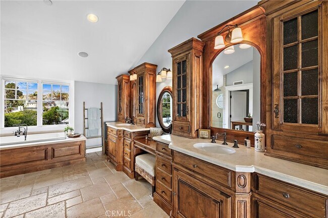 Building Photo - 35031 Camino Capistrano