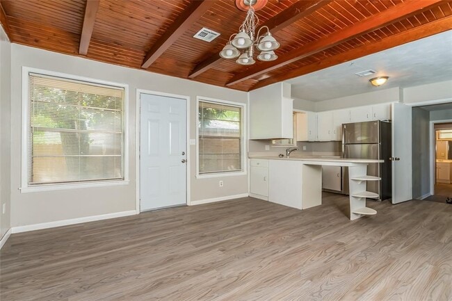 Building Photo - 9712 Mahler Pl