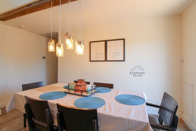 Building Photo - FURNISHED: 5 Bedroom, 2 Bath Home in Kennewick