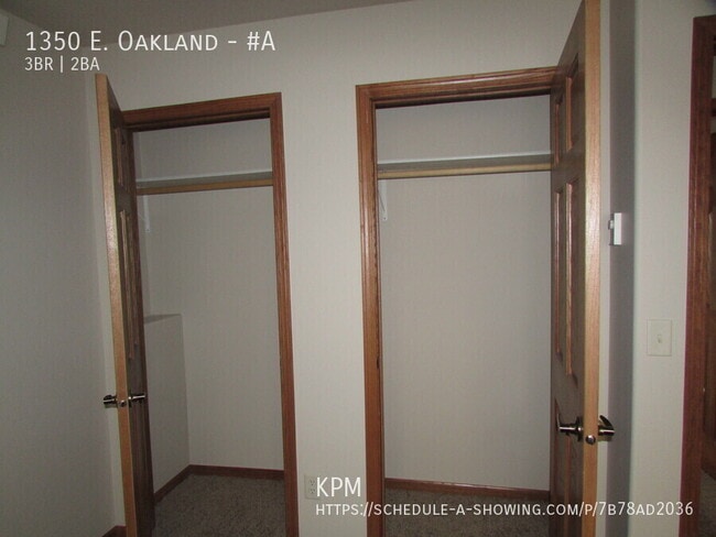 Building Photo - 1350 E. Oakland-#A