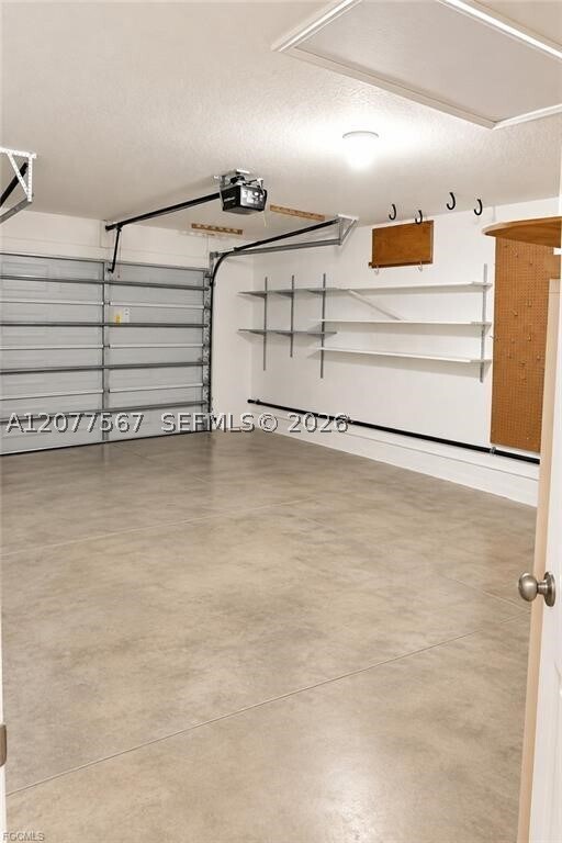 Building Photo - 610 SW 47th St