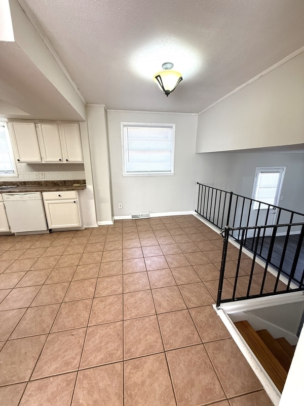 Building Photo - 3616 Hester Ln NW