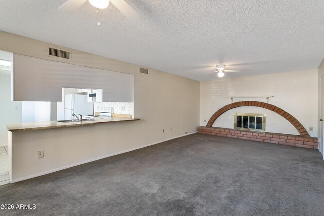 Building Photo - 4415 E Joan De Arc Ave