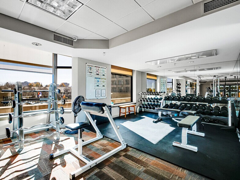 Building Photo - 8100 E Union Ave