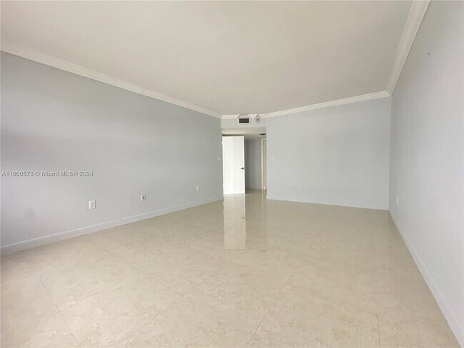 Building Photo - 3410 Galt Ocean Drive Apt #2103N, Fort Lau...
