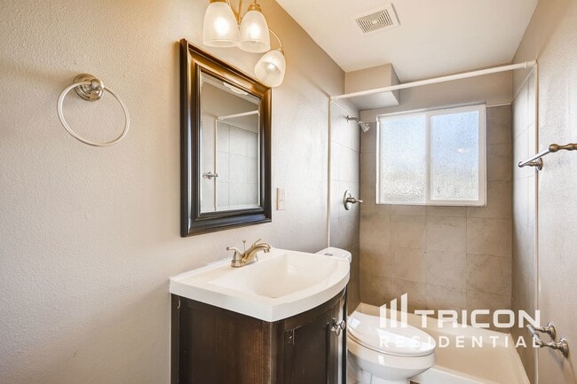 Building Photo - 6910 Fielding Cir