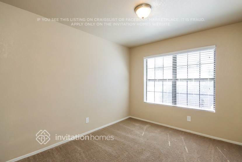 Building Photo - 8142 W Mescal St