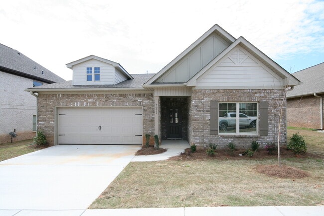 Building Photo - 7921 Gabriela Dr NW