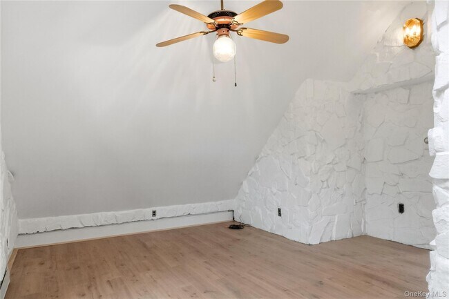 Building Photo - 378 Broadway