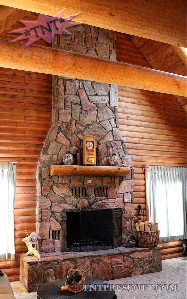 Building Photo - Cabin in Prescott ~ HOLD*