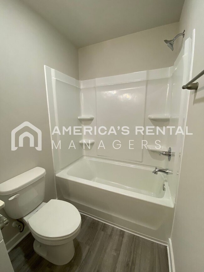 Building Photo - Home for Rent in Jemison, AL... View with ...