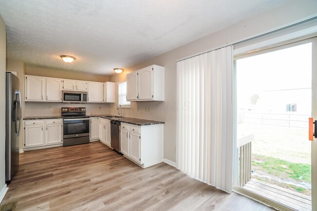 Building Photo - 6414 Whims Rd
