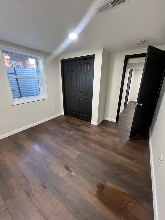 Building Photo - 7019 Groveton Dr