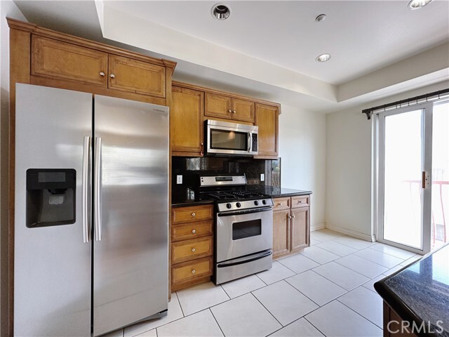 Building Photo - 320 S Willaman Dr