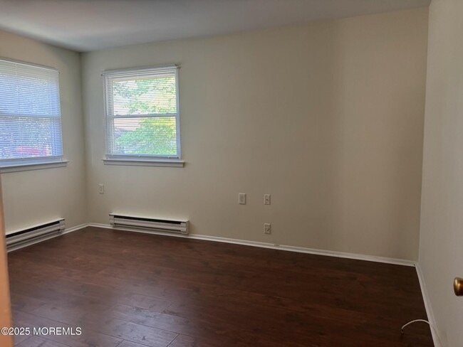 Building Photo - 7A Canton Dr