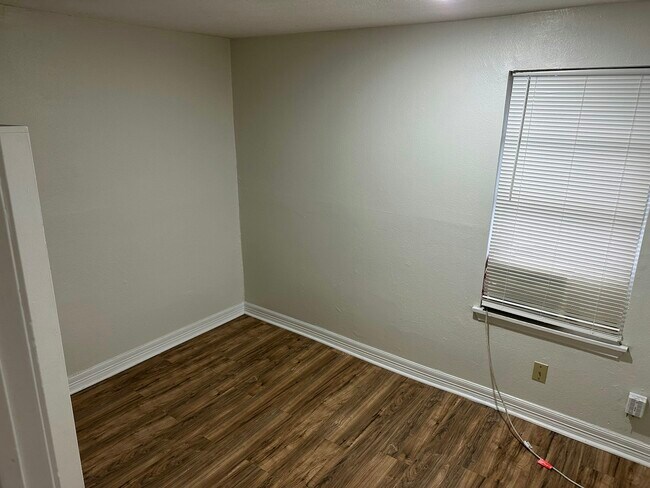 Building Photo - 6833 Avenue C
