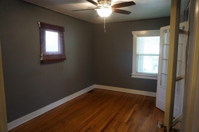 Building Photo - 717 S Emerson St