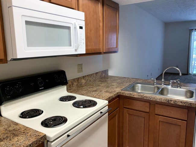 Building Photo - 5852 Aqua Bay Dr