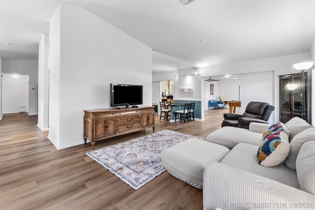 Building Photo - 13645 Exotica Ln
