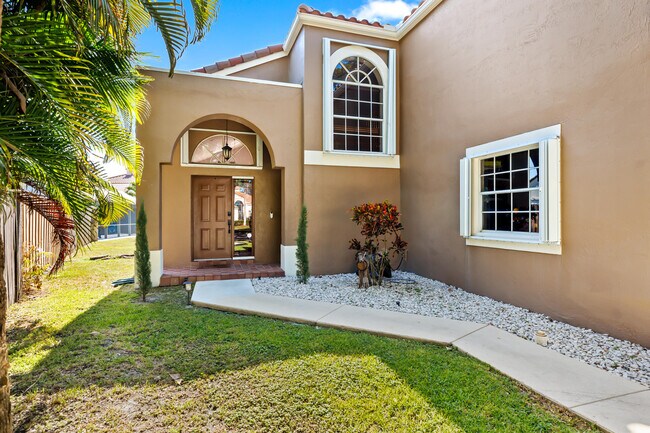 Building Photo - 6805 NW 75th Ct