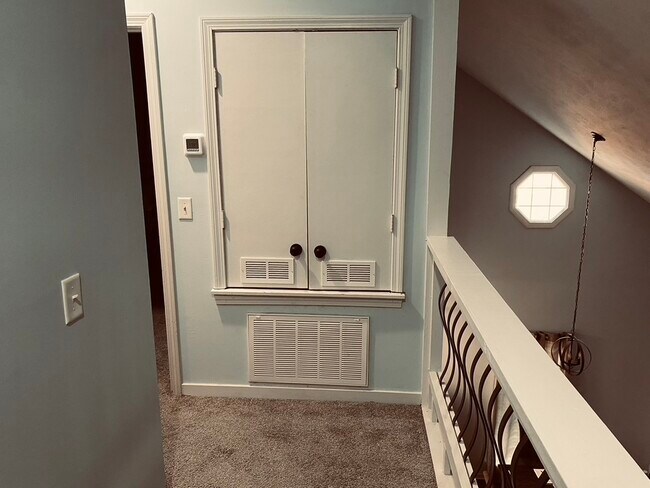 Building Photo - 217 Brendalwood Blvd