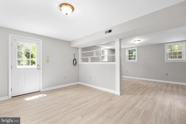 Building Photo - 18136 Pepmeier Hill Rd