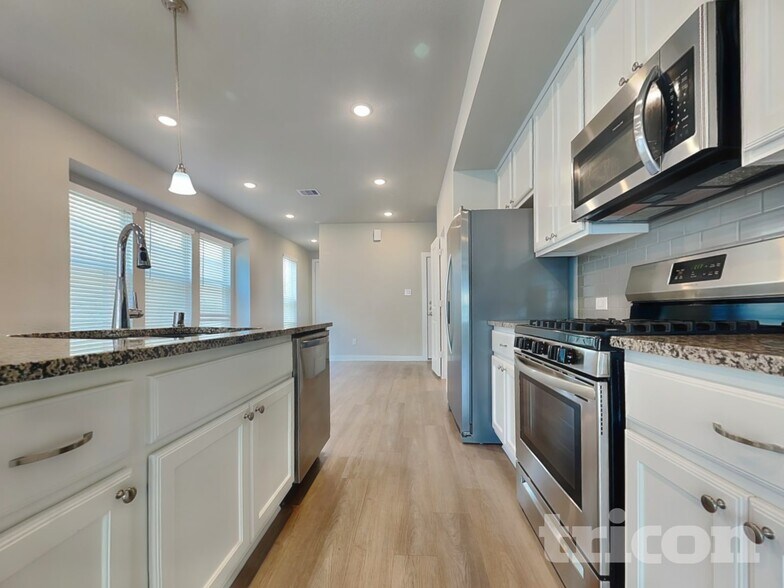 Building Photo - 5159 Klein Orchard Dr