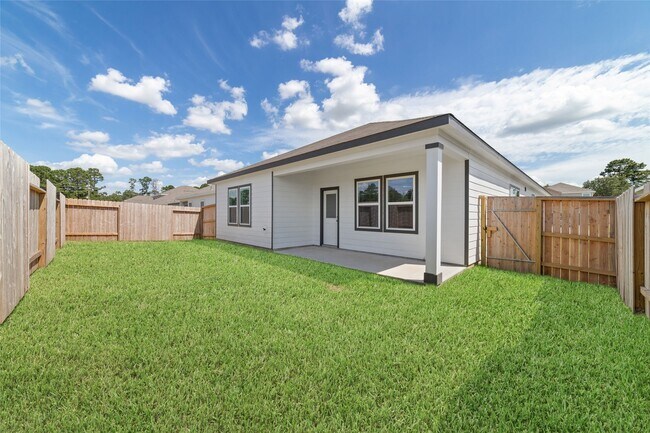 Building Photo - 31030 Gayle Prairie Oaks St