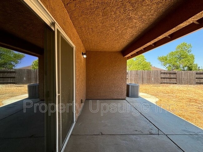 Building Photo - 3745 Silvario Ct
