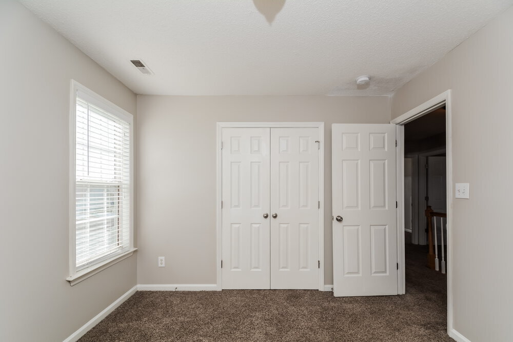 Building Photo - 313 Alder Ln