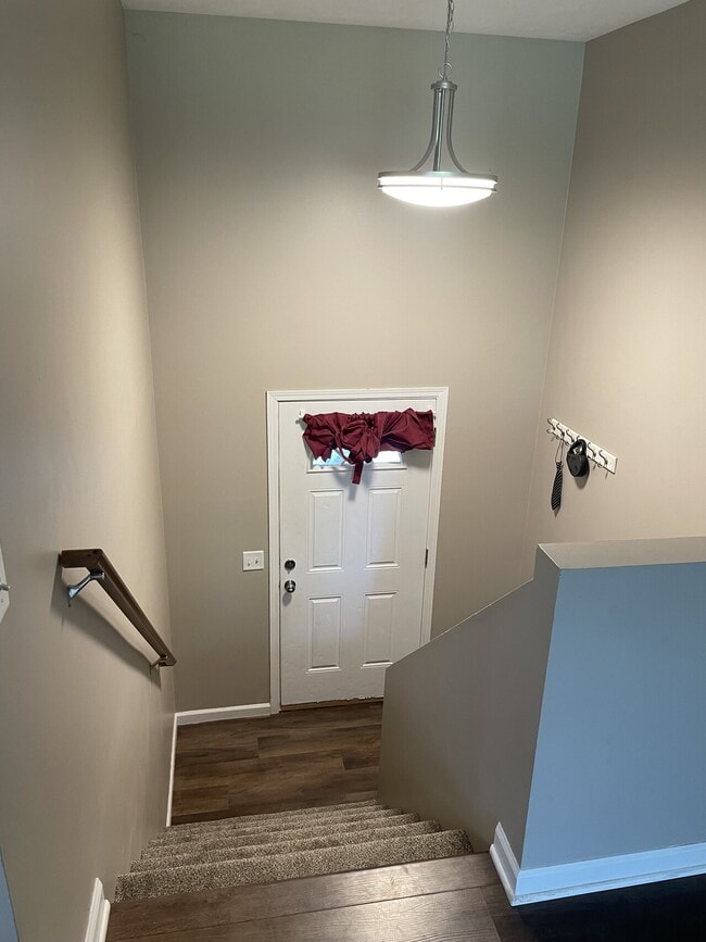 Building Photo - 1952 Ball Ave NE