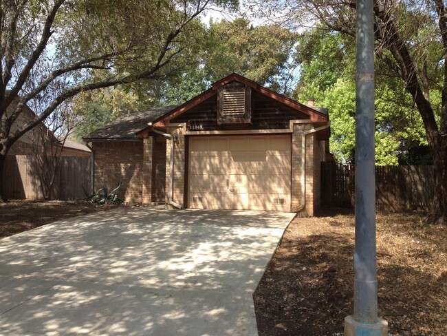 Building Photo - NICE HOME SURROUNDED BY LOTS OF TREES*MAST...