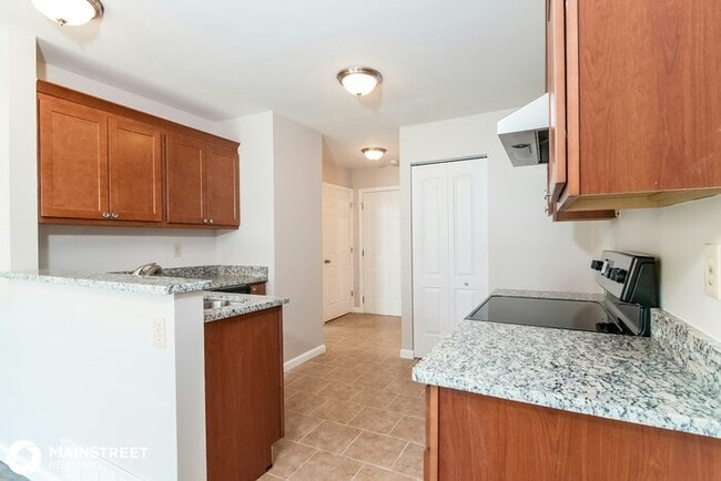 Building Photo - 1201 Garden Village Dr, Florissant, MO 63031