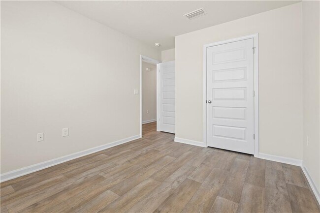 Building Photo - 1172 Sweet Laurel St